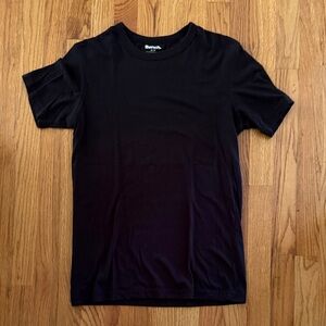 Bench Size Small Men's Solid Black Short Sleeve T-Shirt